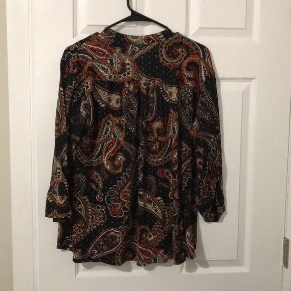 Top - Picture 2 of 4